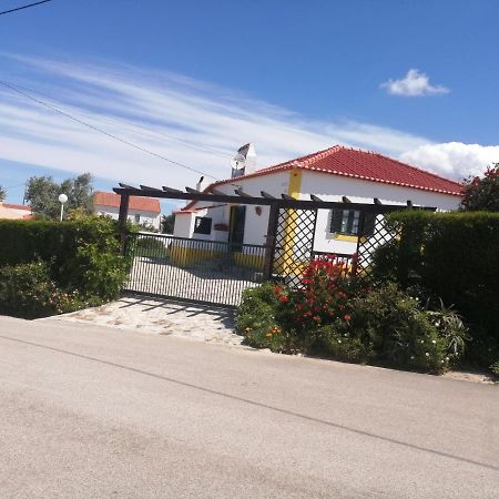 Casas Da Lagoa - 4 Casas De Ferias Independentes Santo Isidoro ภายนอก รูปภาพ