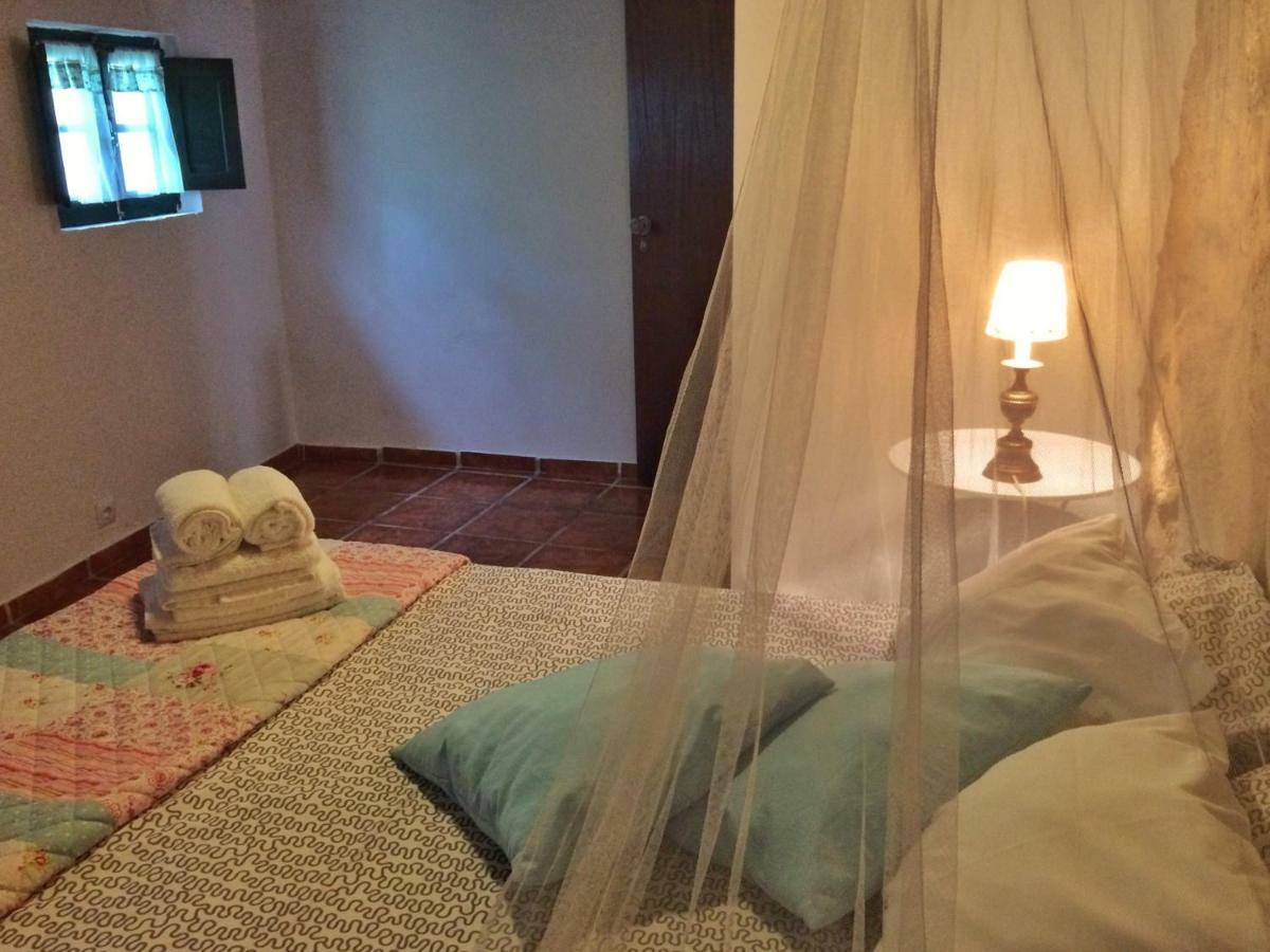 Casas Da Lagoa - 4 Casas De Ferias Independentes Santo Isidoro ภายนอก รูปภาพ